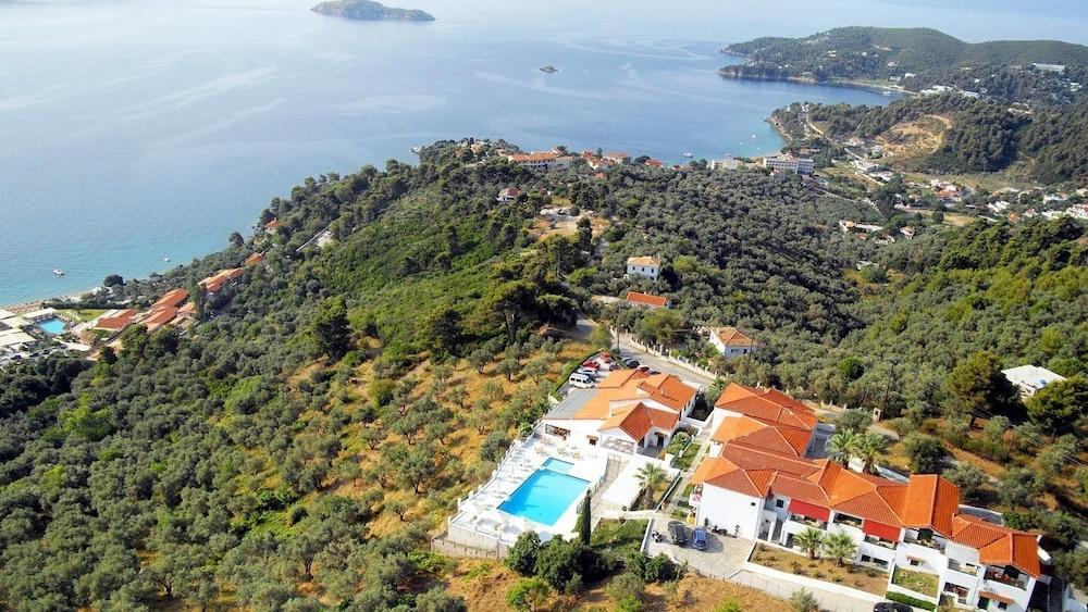 Skiathos Club Hotel & Suites Vasilias  Exterior photo
