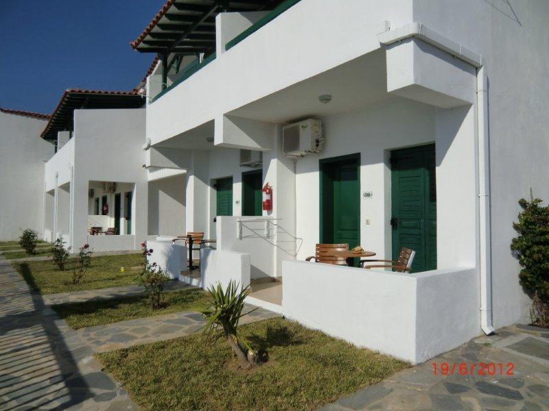 Skiathos Club Hotel & Suites Vasilias  Exterior photo