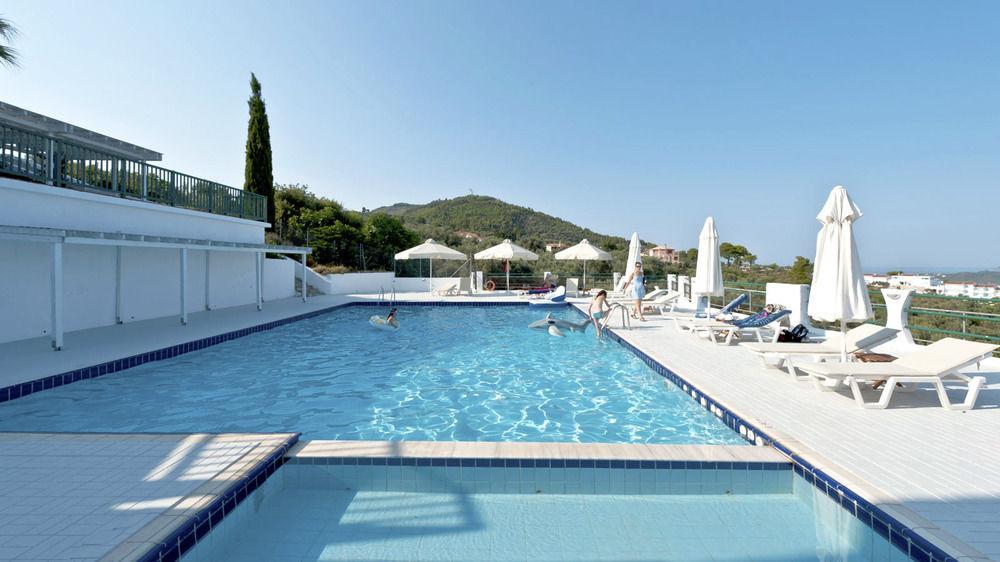Skiathos Club Hotel & Suites Vasilias  Exterior photo