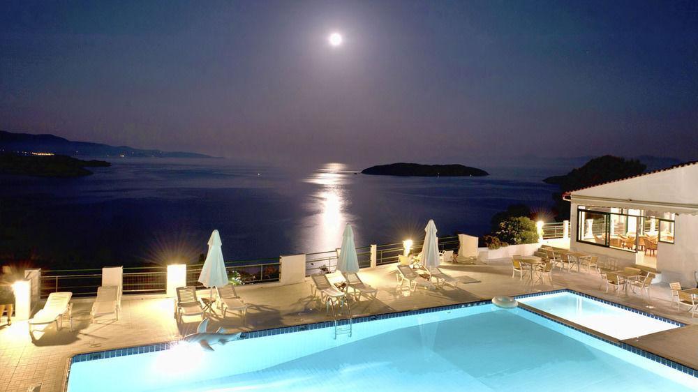 Skiathos Club Hotel & Suites Vasilias  Exterior photo