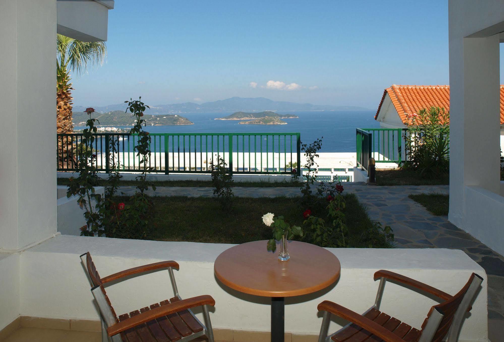 Skiathos Club Hotel & Suites Vasilias  Exterior photo