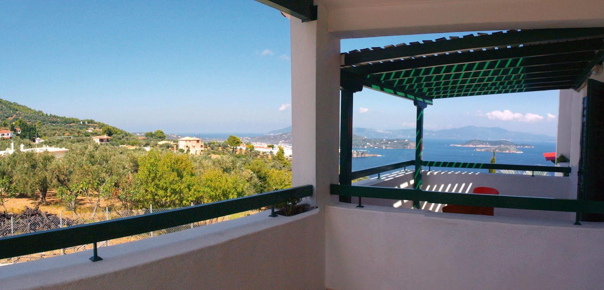 Skiathos Club Hotel & Suites Vasilias  Exterior photo
